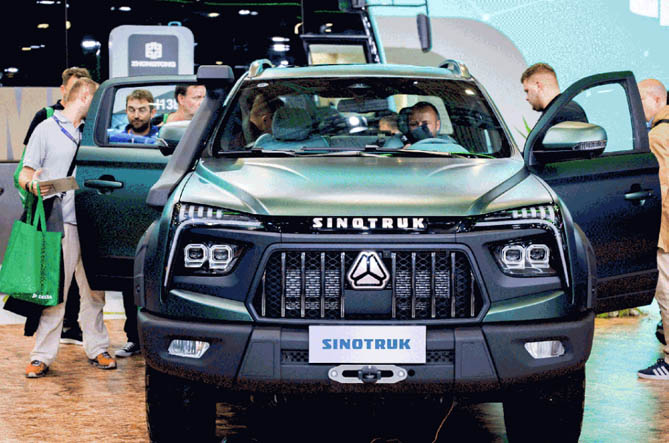 中国重汽“轻骑兵” 惊艳亮相汉诺威！