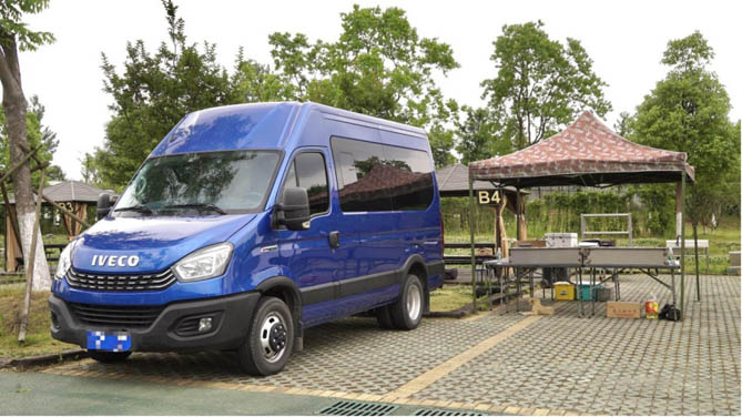 既能载货又能露营：烧烤俱乐部老板的欧胜用车全记录