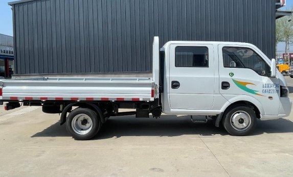 惊爆价3.98万起！途逸T5助你当老板，轻松创业不是梦