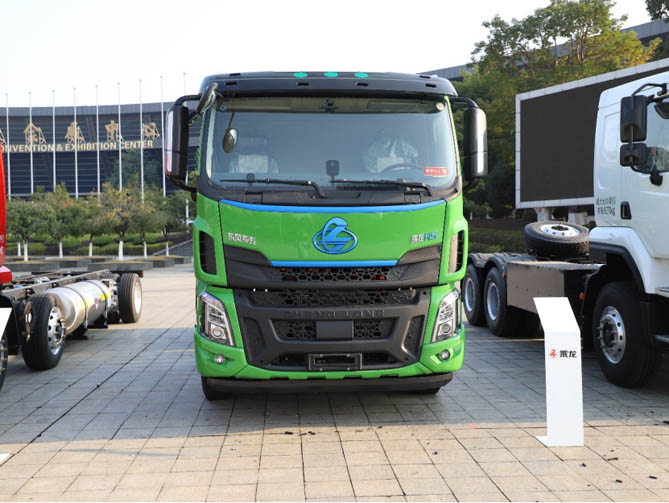 646度大电量高效动力链加持，乘龙H5纯电重卡再升级